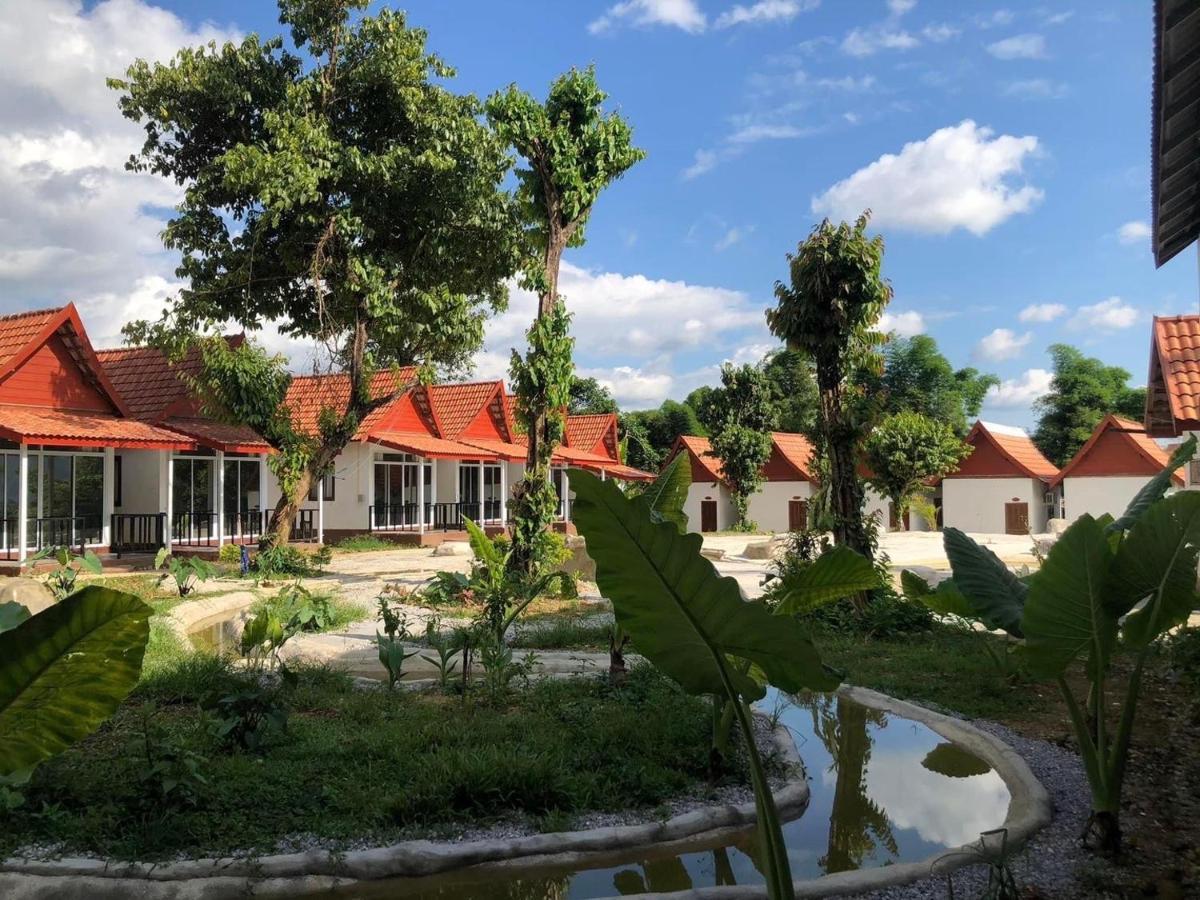Jungle Paradise Vangvieng - Bungalows Vang Vieng Exteriör bild