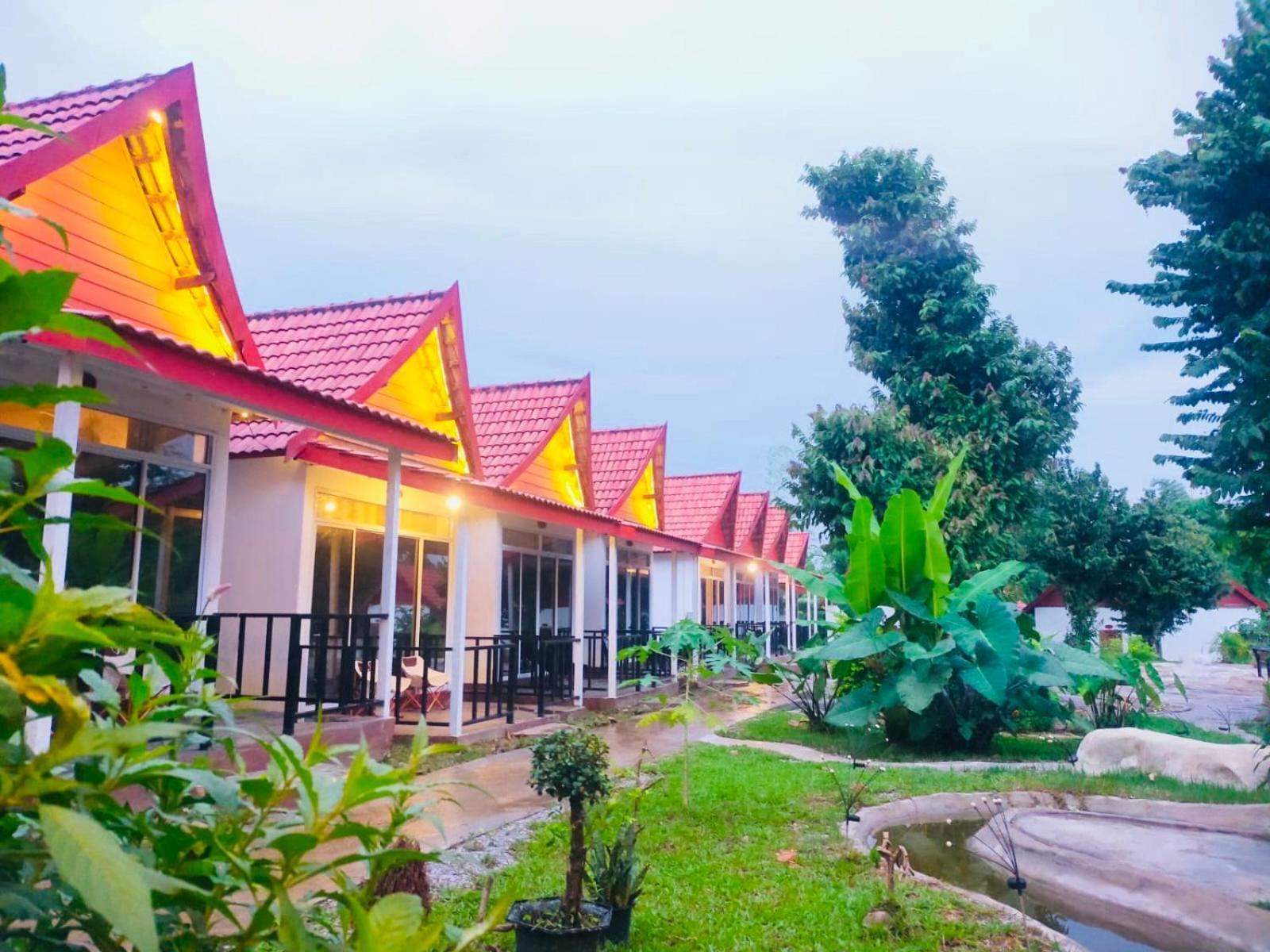 Jungle Paradise Vangvieng - Bungalows Vang Vieng Exteriör bild