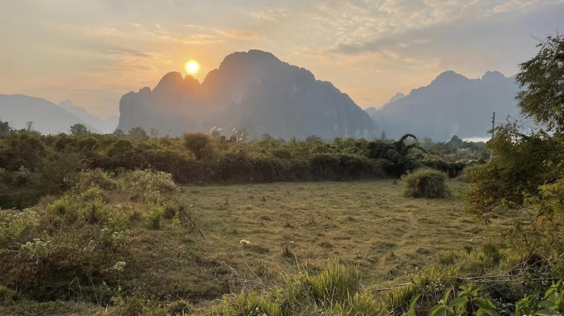 Jungle Paradise Vangvieng - Bungalows Vang Vieng Exteriör bild