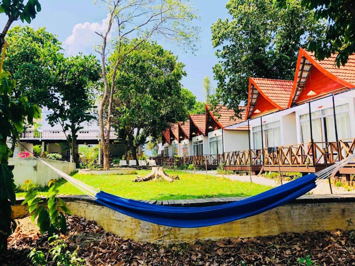 Jungle Paradise Vangvieng - Bungalows Vang Vieng Exteriör bild