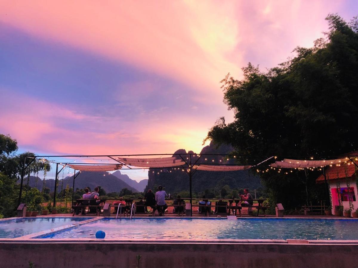 Jungle Paradise Vangvieng - Bungalows Vang Vieng Exteriör bild