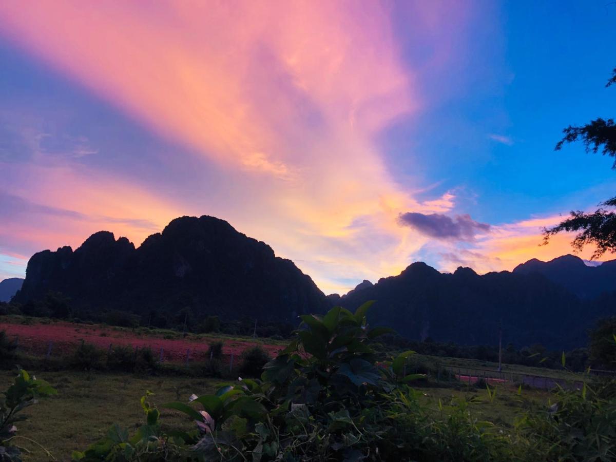 Jungle Paradise Vangvieng - Bungalows Vang Vieng Exteriör bild